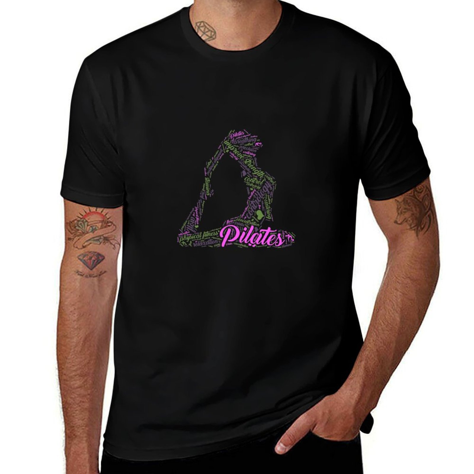 Pilates Yoga Classes - เสื้อยืดแขนสั้นกันกลิ่นสำหรับผู้หญิง ลายคำศัพท์สนุกๆ และลายคลาวด์น่ารัก เหมาะเป็นของขวัญพิเศษสำหรับคลาสพิลาทิสและโยคะ