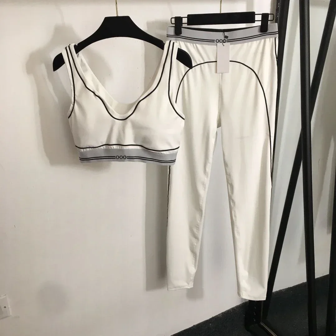 ชุดออกกำลังกายสองชิ้น เสื้อกล้ - Pilates Yoga Top บทวิจารณ์และราคา